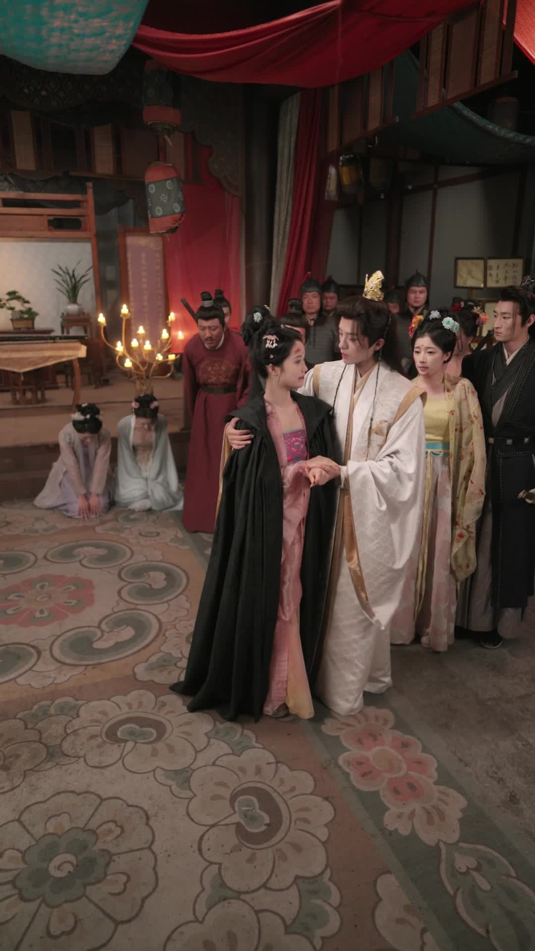 Folge 35 - Die Kronprinzessin ist ein Fake